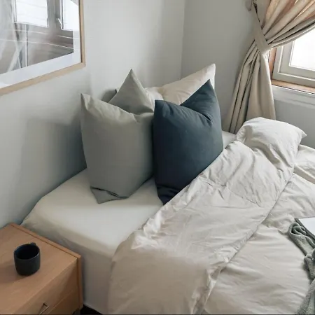 Apartment Center *