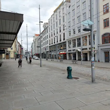 Апартаменти Center