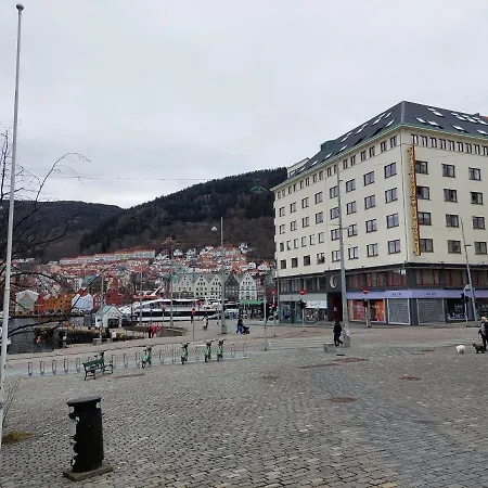 Center Апартаменти