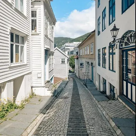 Leilighet Center *
