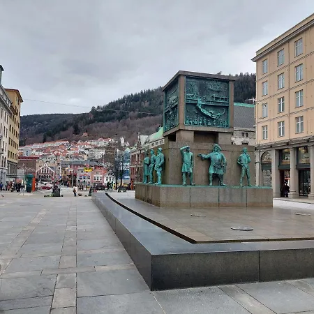 Center Leilighet *