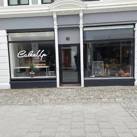 Leilighet Center *